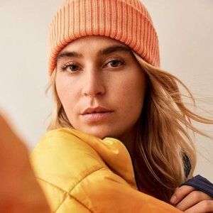 NWOT Outdoor Voices Merino Wool Blend Knit Cap Beanie in Melon